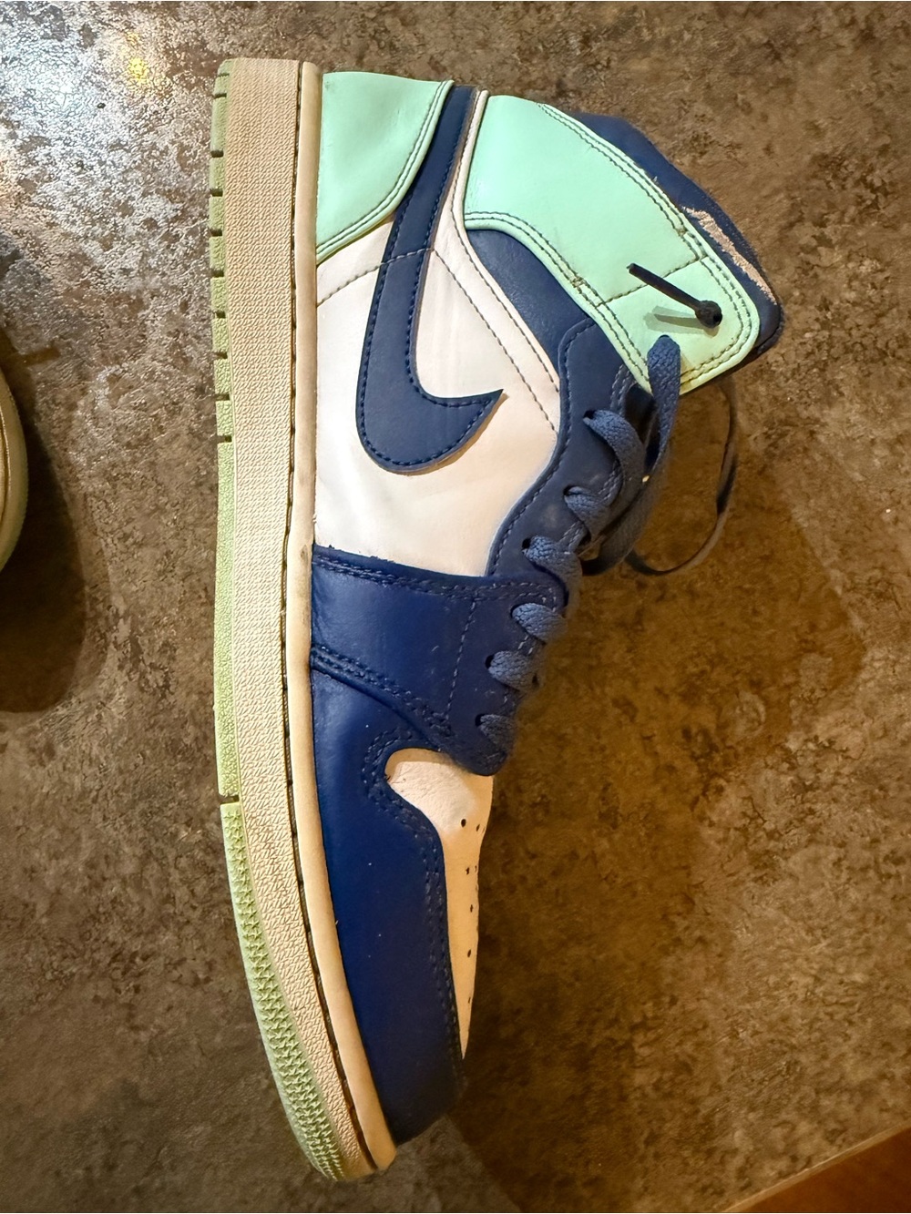 Nike Air Jordan 1 Mid Blue White Mint Green - Picture 10 of 12